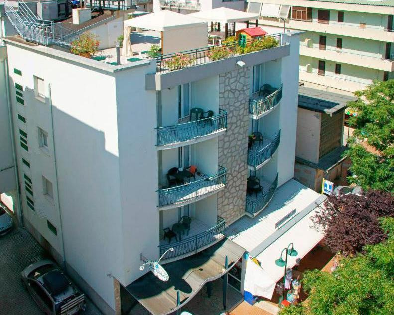 Residence Le Vele カットーリカ エクステリア 写真