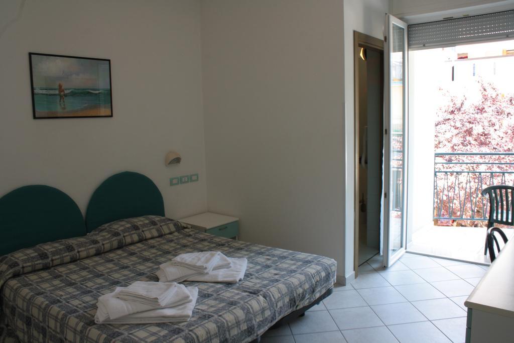 Residence Le Vele カットーリカ エクステリア 写真