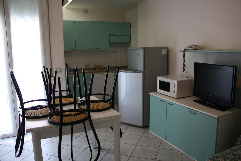 Residence Le Vele カットーリカ エクステリア 写真